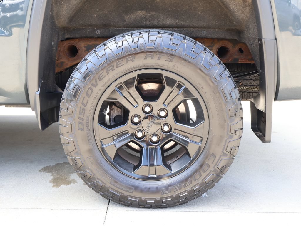 Certified 2018 GMC Sierra 1500 SLT w/ All Terrain X Package AWD/4WD image 43