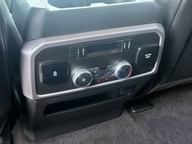 Used 2021 Ford Expedition Platinum AWD/4WD image 30