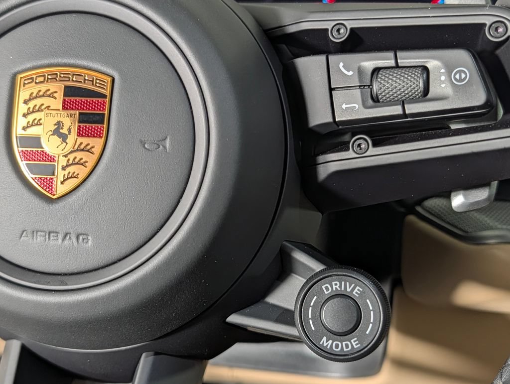 New 2026 Porsche Cayenne Coupe AWD/4WD image 39