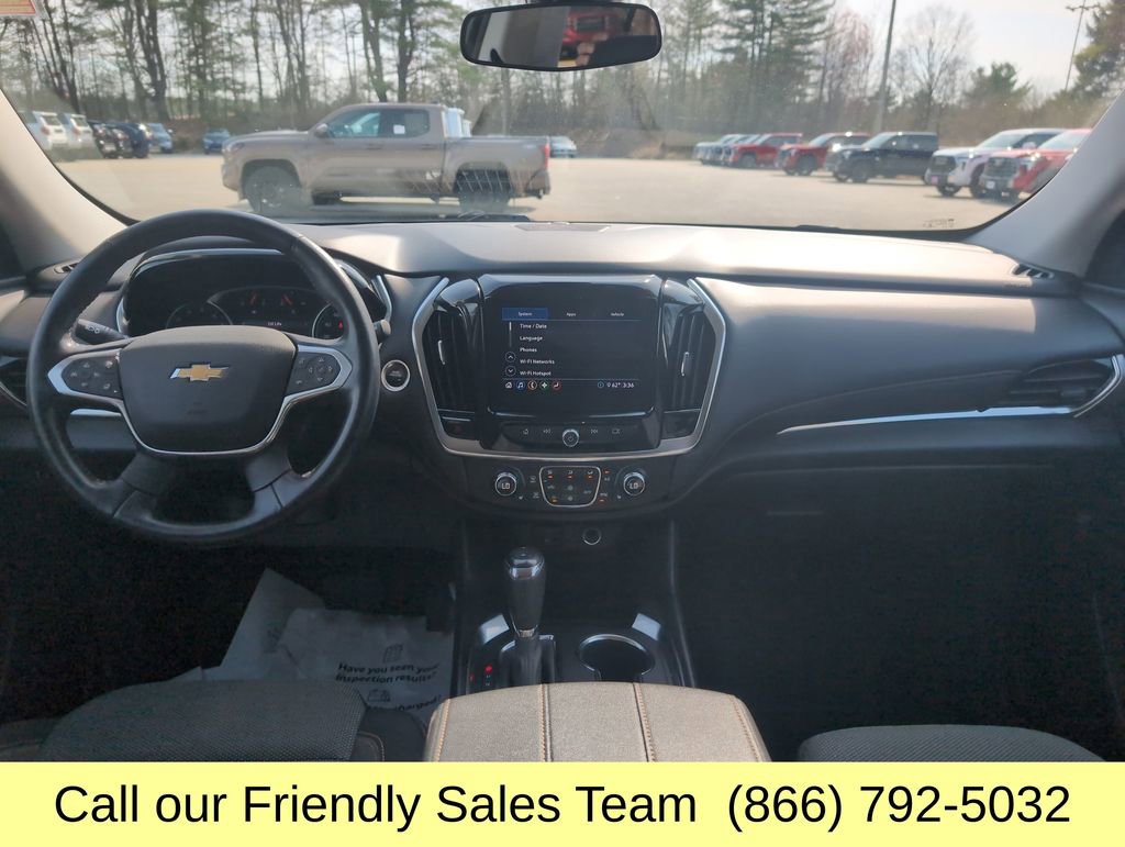 Used 2020 Chevrolet Traverse LT w/ Driver Confidence II Package image 12