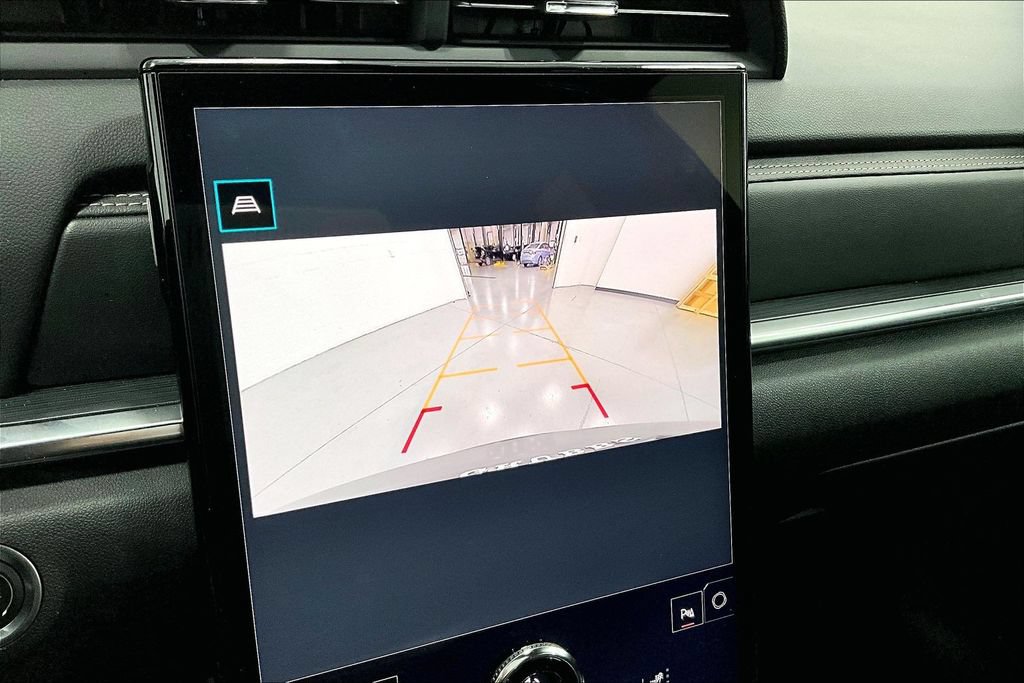 Used 2025 GMC Terrain Elevation FWD image 27