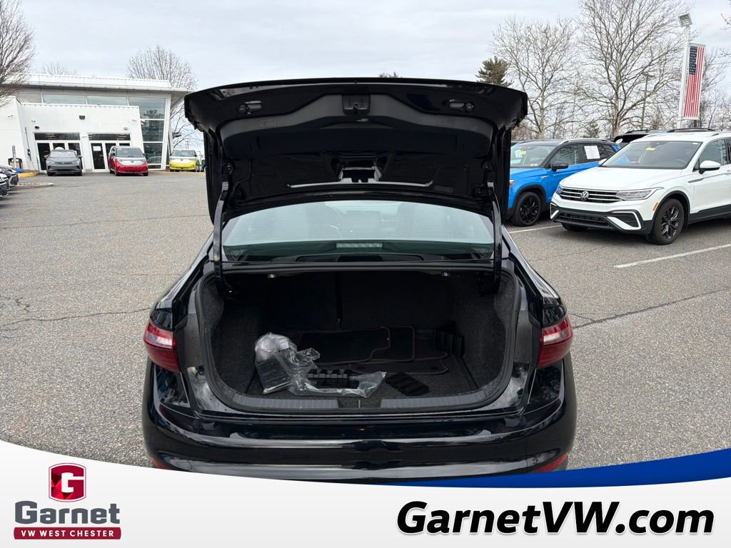 Used 2025 Volkswagen Jetta GLI Autobahn image 30