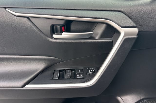 Certified 2025 Toyota RAV4 XLE FWD image 14