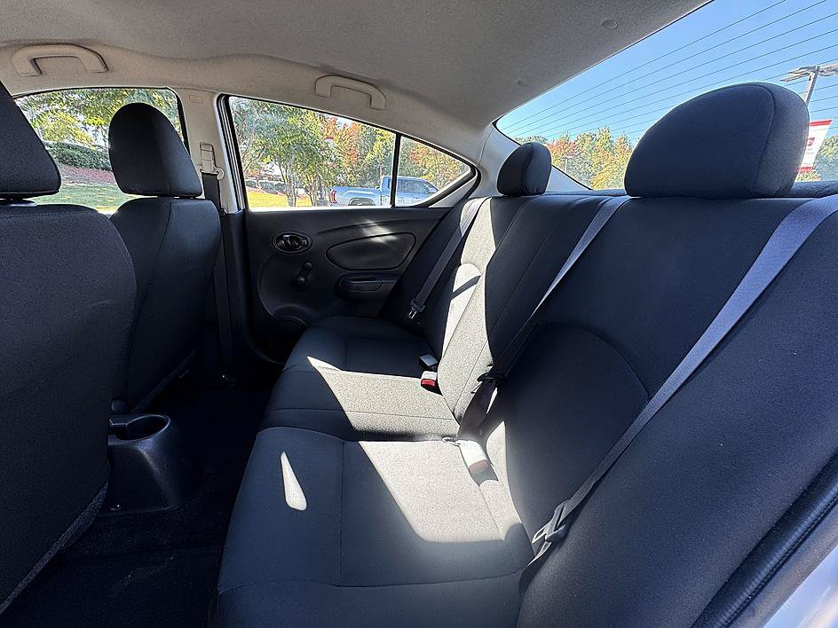 Used 2018 Nissan Versa S Plus FWD image 12