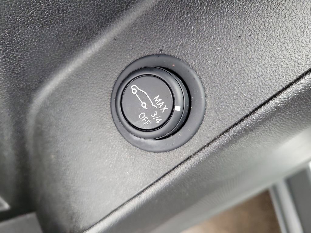 Used 2021 Chevrolet Equinox LT image 11