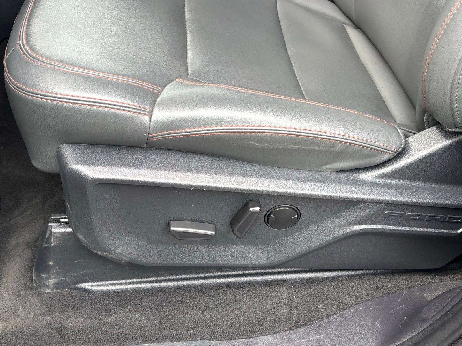 Used 2025 Ford Expedition Max Active image 18