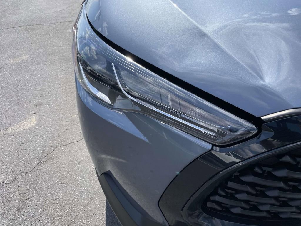 Used 2024 Toyota Corolla Cross LE image 16