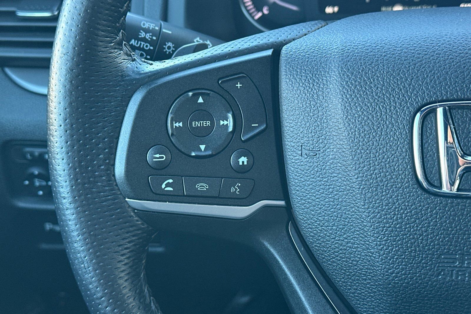 Certified 2023 Honda Passport EX-L image 28