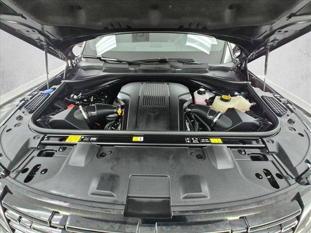 Certified 2025 Land Rover Range Rover SE AWD/4WD image 27