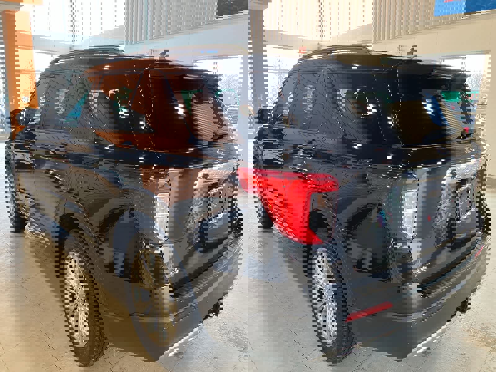 Certified 2023 Ford Explorer XLT w/ Equipment Group 202A image 7