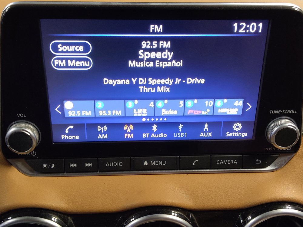 Used 2022 Nissan Sentra SV w/ SV Premium Package FWD image 25