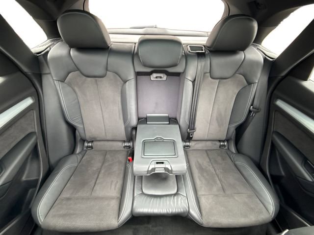 Used 2018 Audi SQ5 Premium Plus image 16