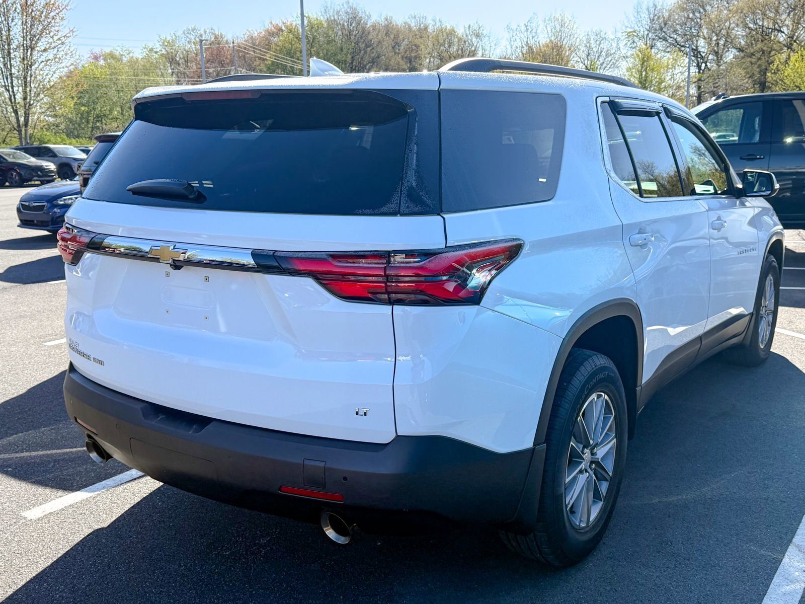 Used 2023 Chevrolet Traverse LT AWD/4WD image 6