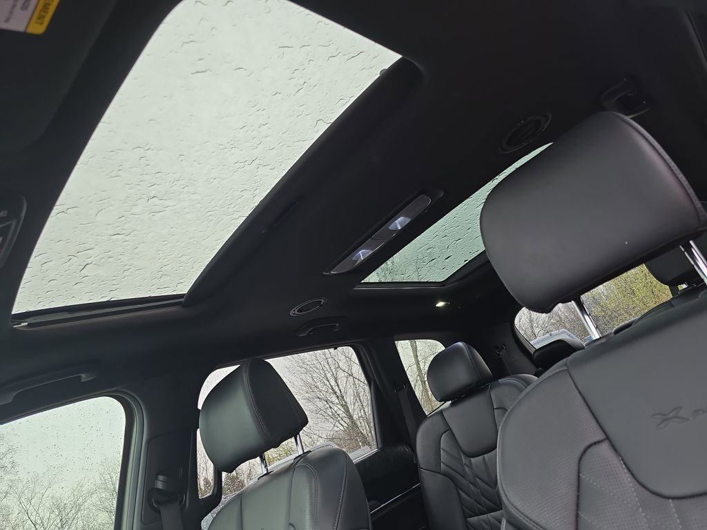 Used 2024 Kia Telluride SX X-Pro image 32