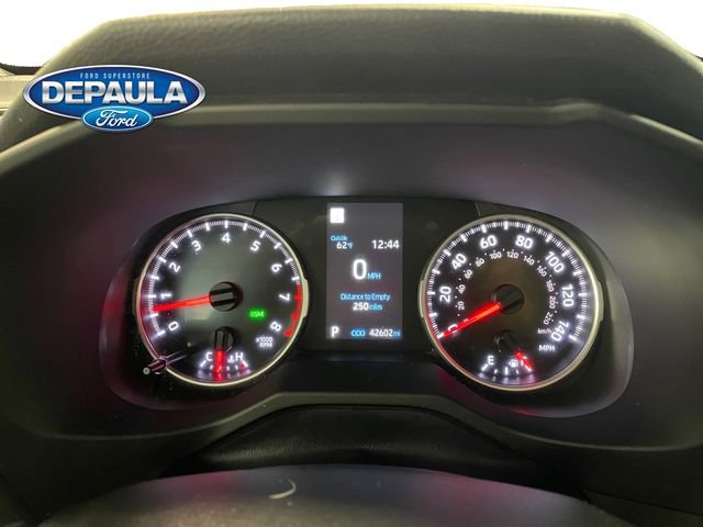 Used 2022 Toyota RAV4 XLE AWD/4WD image 2