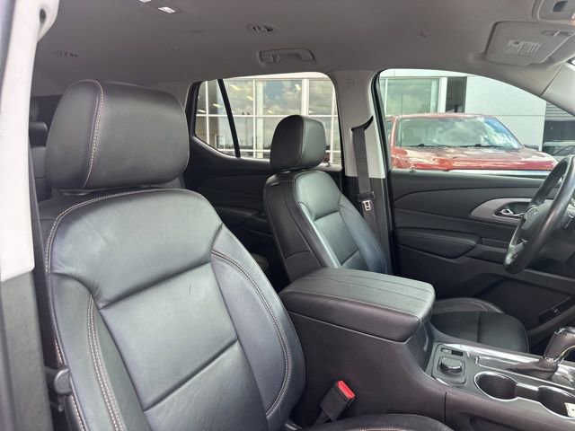 Used 2020 Chevrolet Traverse RS FWD image 8