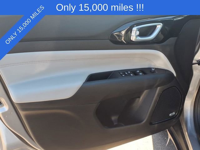 Used 2024 Jeep Compass Limited w/ Sun and Sound Group image 8