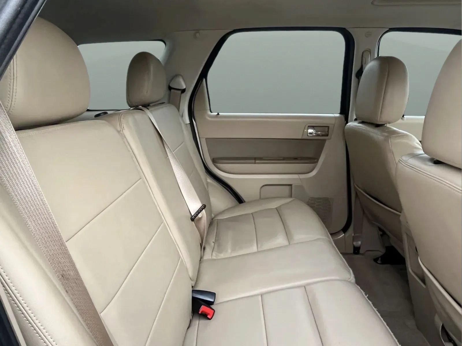 Used 2011 Ford Escape Limited w/ 302A Rapid Spec Order Code AWD/4WD image 18