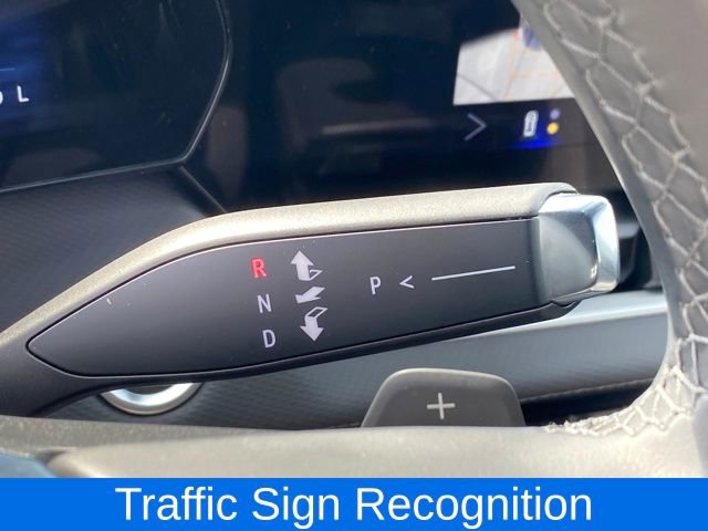 Certified 2025 Chevrolet Equinox LT w/ Safety and Technology Package image 11