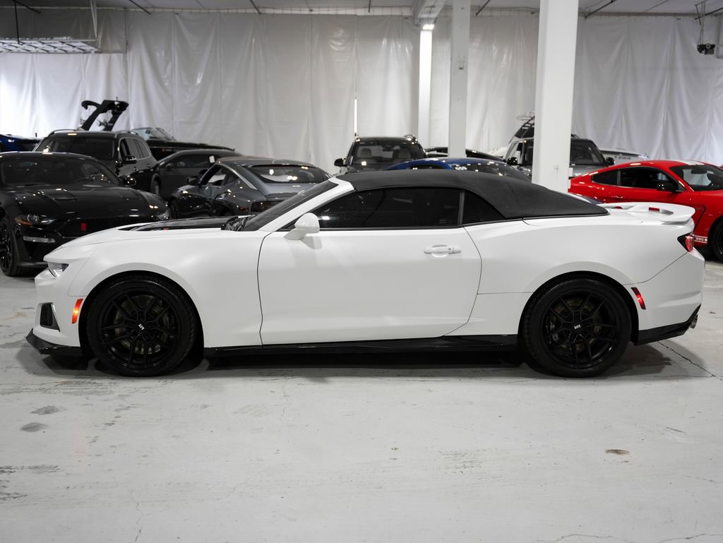 Used 2023 Chevrolet Camaro ZL1 image 2