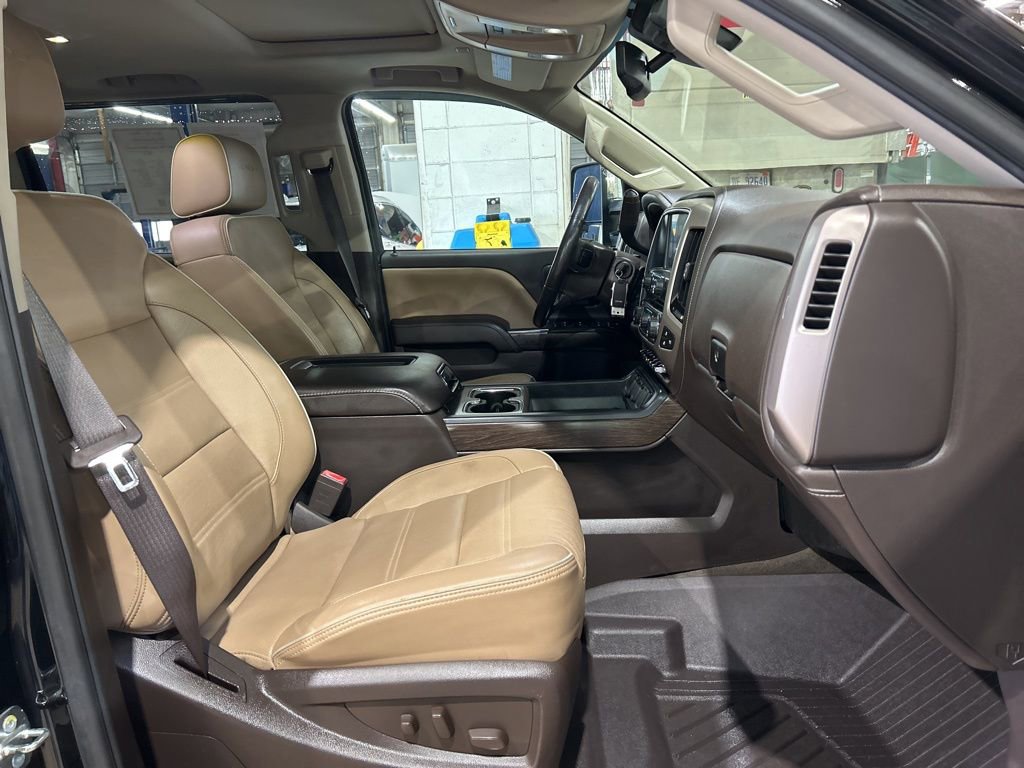 Used 2017 GMC Sierra 2500 Denali AWD/4WD image 44