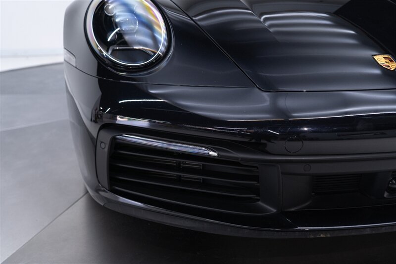 Used 2024 Porsche 911 Carrera RWD image 21