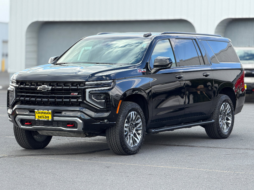 Used 2025 Chevrolet Suburban Z71 AWD/4WD image 15