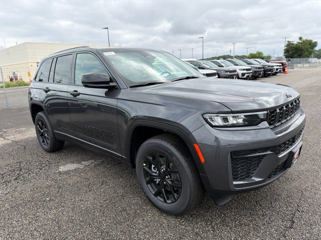 New 2026 Jeep Grand Cherokee Altitude