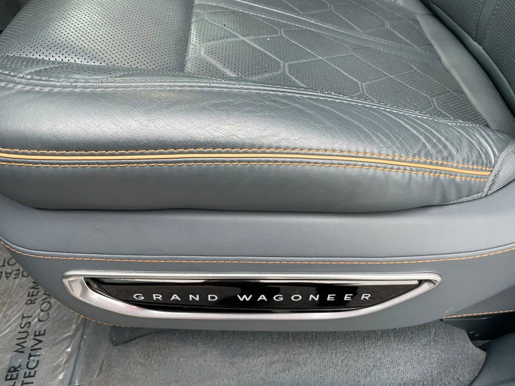 Used 2022 Jeep Grand Wagoneer Series II w/ Convenience Group III AWD/4WD image 10