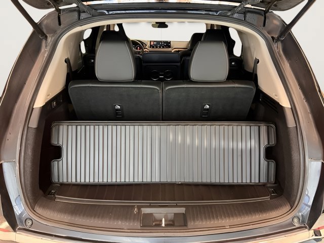 Used 2022 Acura MDX w/ Technology Package AWD/4WD image 16