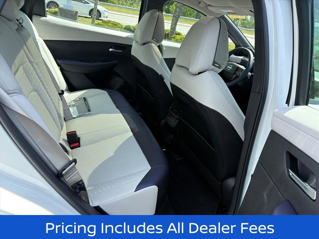 New 2026 Nissan Leaf Platinum+ w/ Cargo Package (Platinum+) FWD image 21