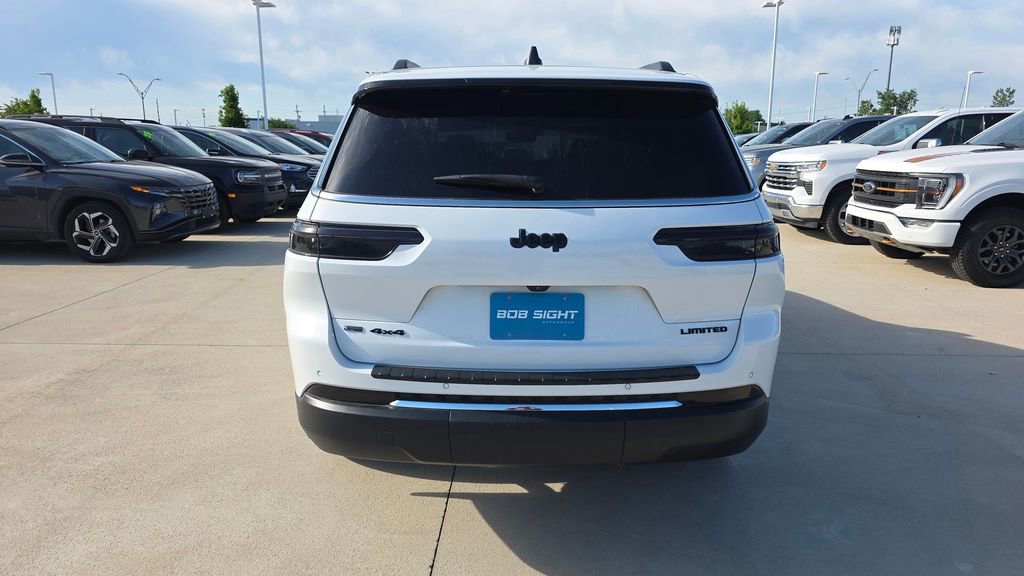Certified 2021 Jeep Grand Cherokee L Limited w/ MOPAR Finishing Package AWD/4WD image 4