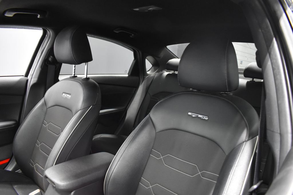 Used 2024 Kia Forte GT-Line image 16