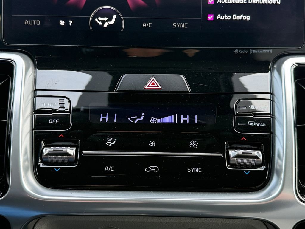 Certified 2023 Kia Sorento SX image 18
