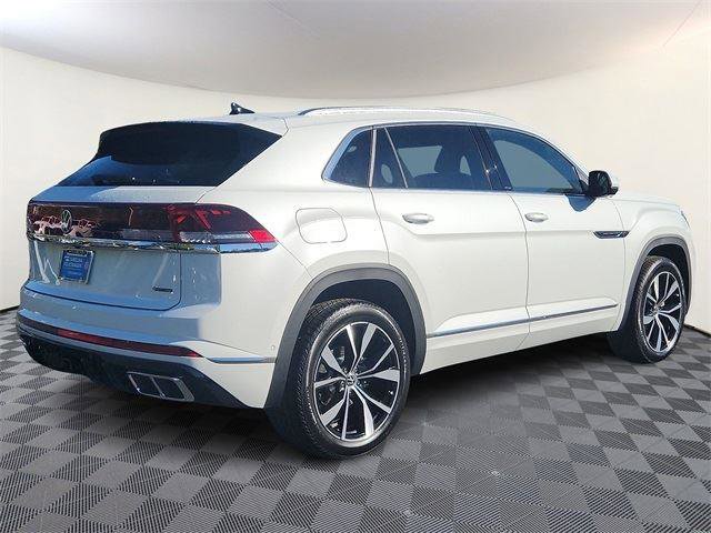 New 2026 Volkswagen Atlas Cross Sport SEL Premium R-Line image 4