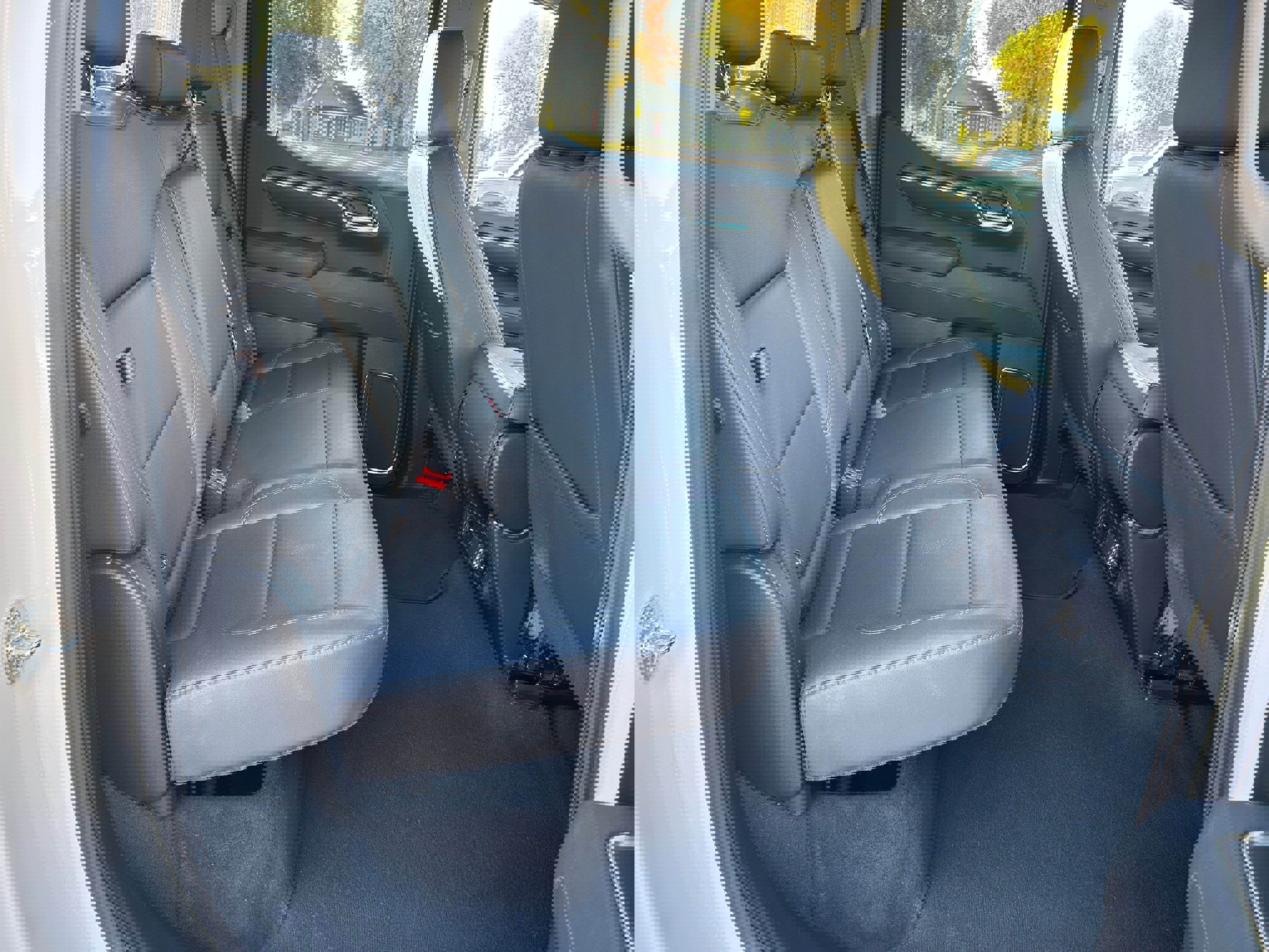 Used 2025 GMC Sierra 1500 SLT image 35