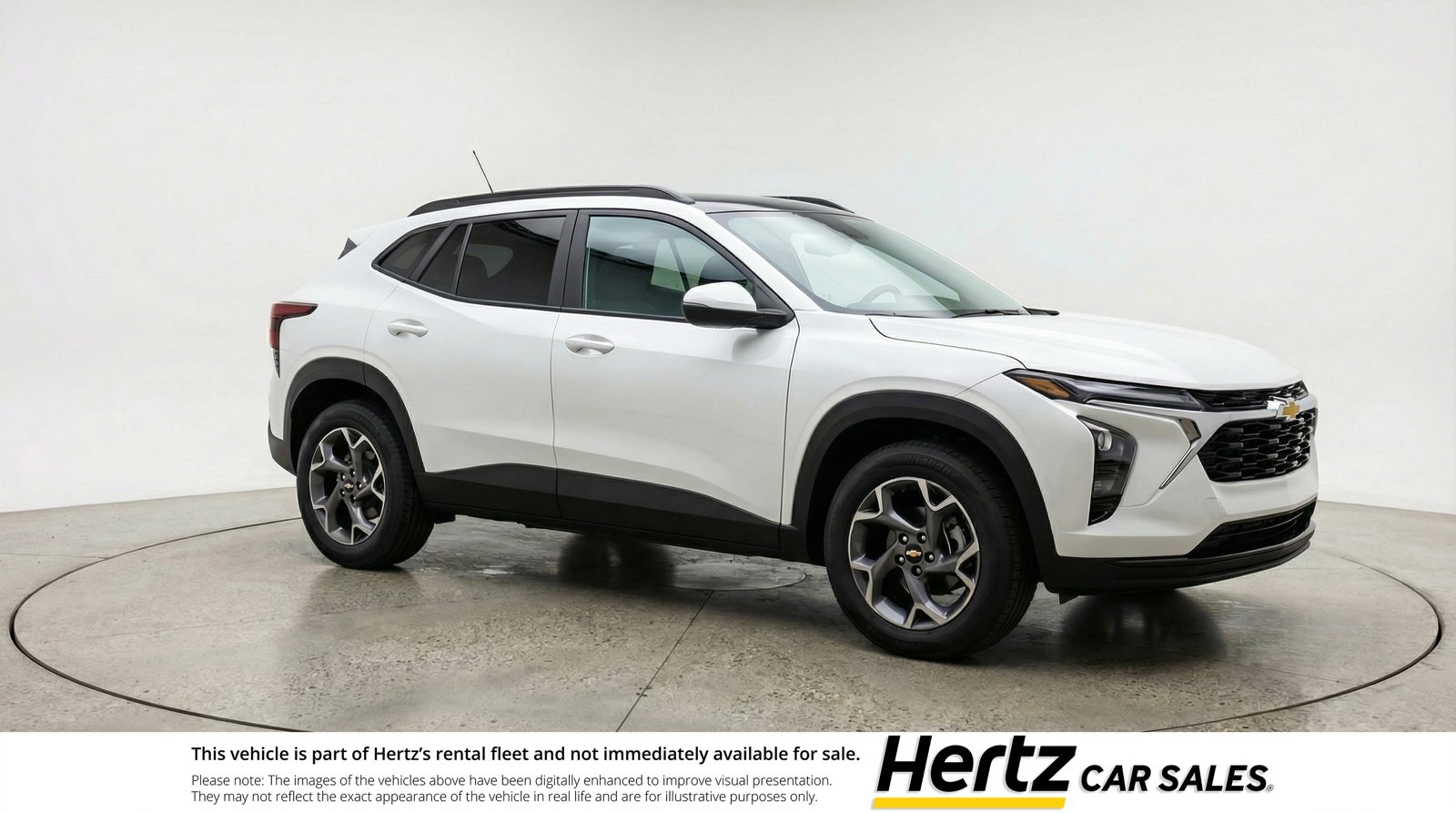 Used 2025 Chevrolet Trax LT image 1