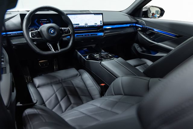 Used 2025 BMW i5 xDrive40 w/ M Sport Package AWD/4WD image 19