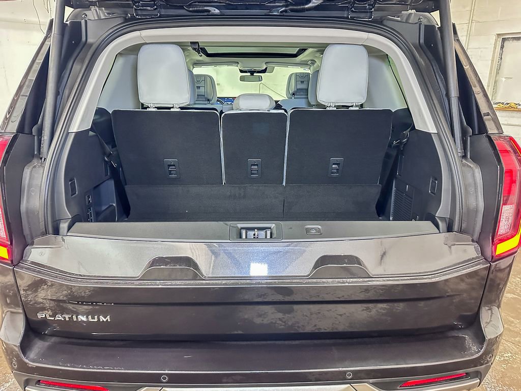 New 2026 Ford Expedition Platinum image 13