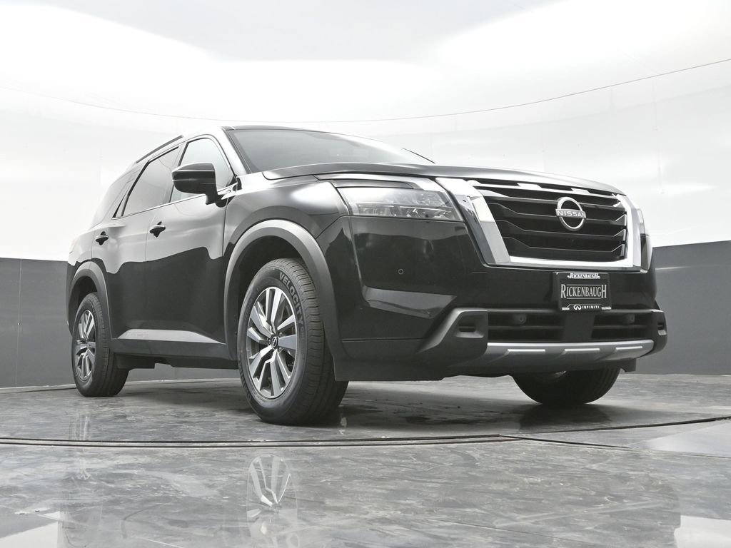 Used 2025 Nissan Pathfinder SL image 34