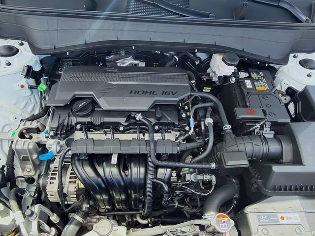 Certified 2025 Hyundai Kona SEL FWD image 30