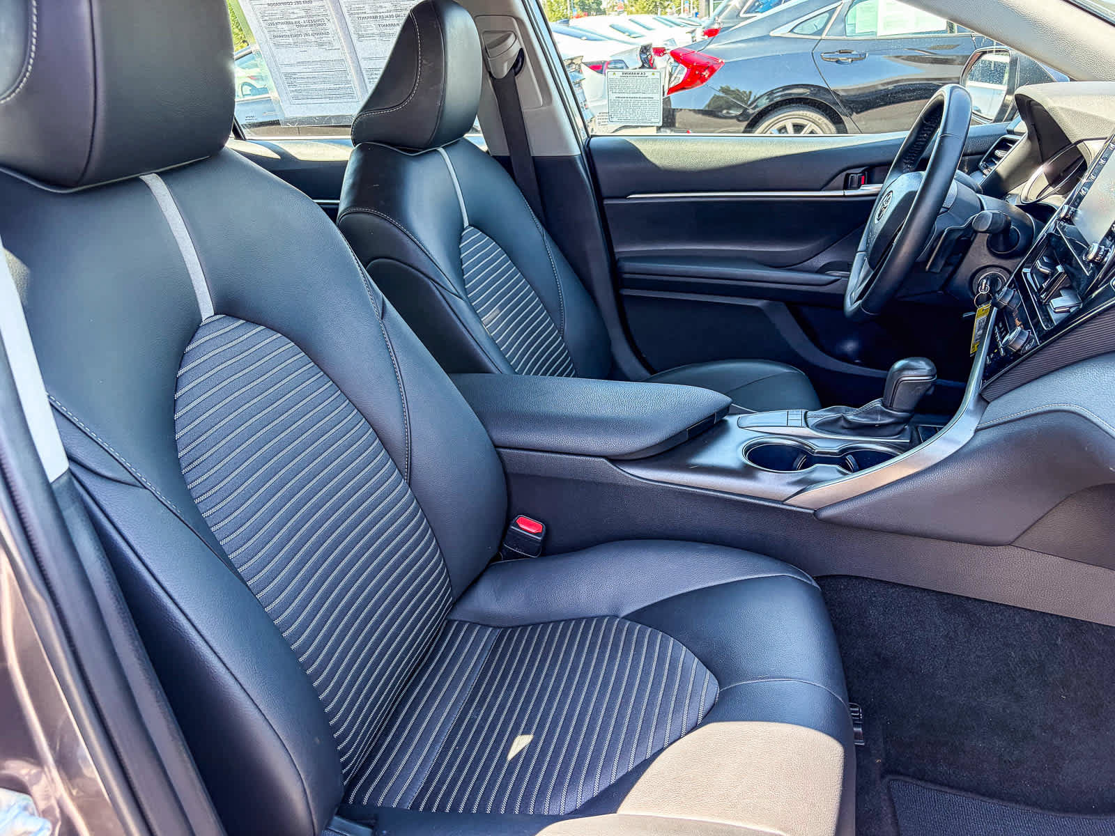 Used 2024 Toyota Camry SE FWD image 14