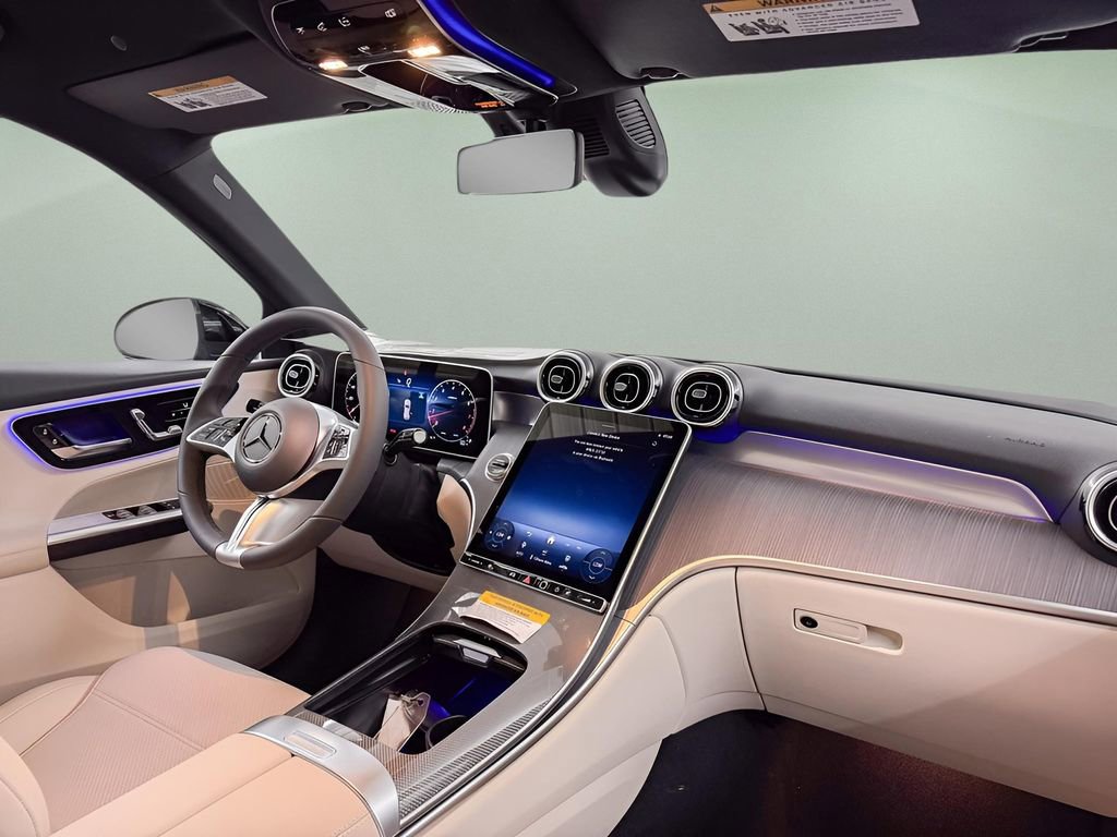 Used 2025 Mercedes-Benz GLC 300 GLC 300 image 26