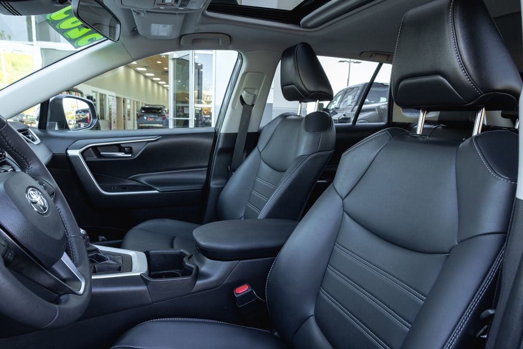 Certified 2024 Toyota RAV4 XLE Premium image 11
