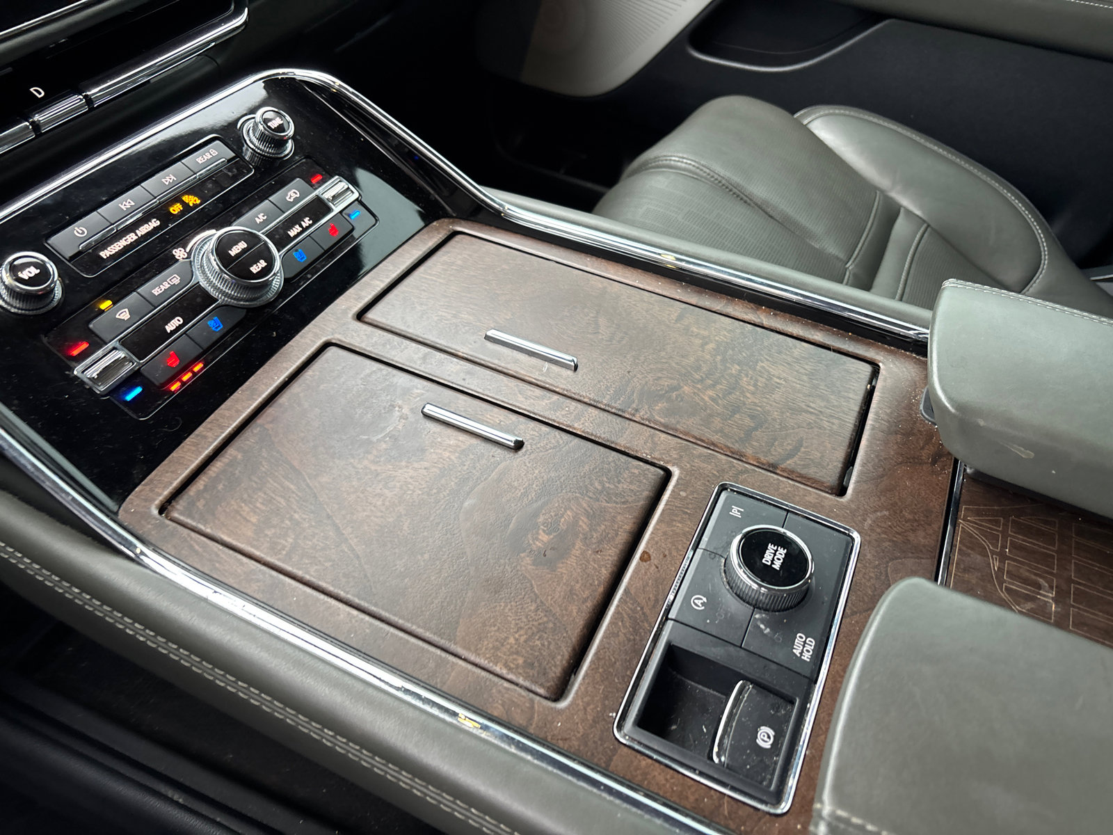 Certified 2022 Lincoln Navigator Black Label image 23