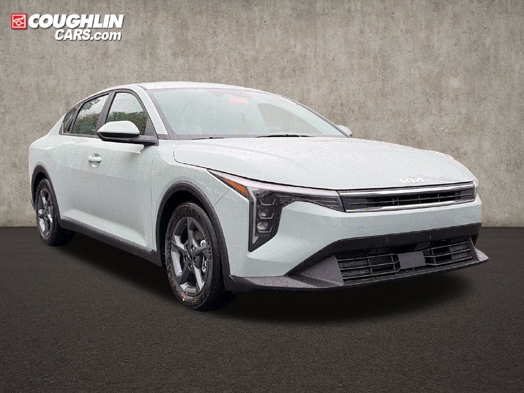 New 2027 Kia K4 FWD 360° Tour