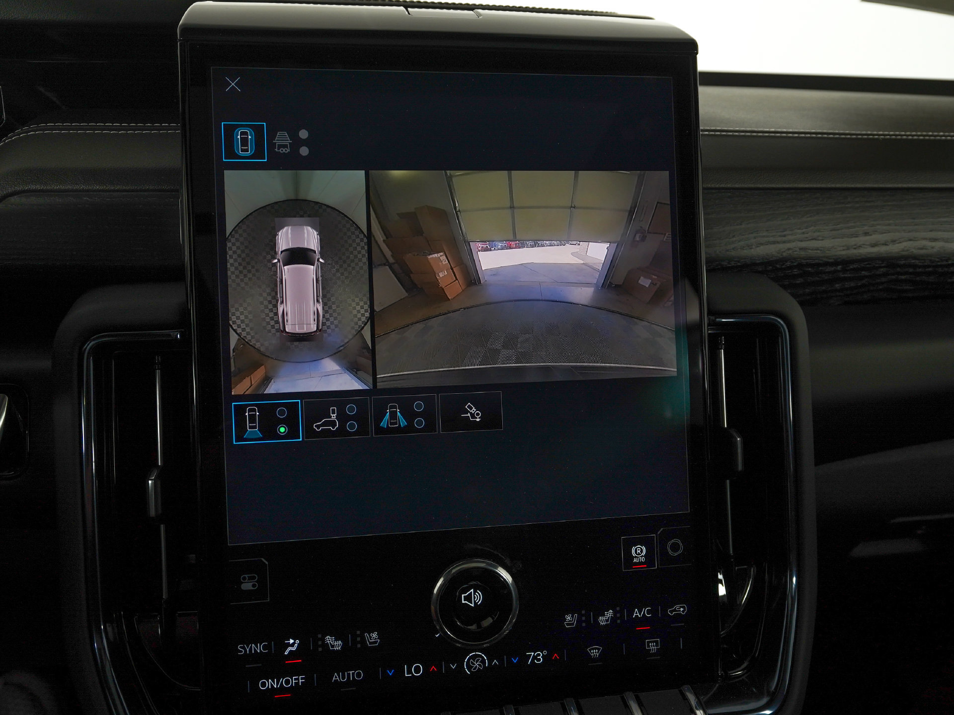 Used 2026 GMC Yukon AT4 Ultimate AWD/4WD image 29