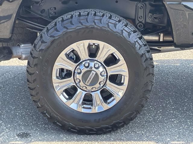 Used 2019 Ford F250 XLT w/ XLT Premium Package AWD/4WD image 7
