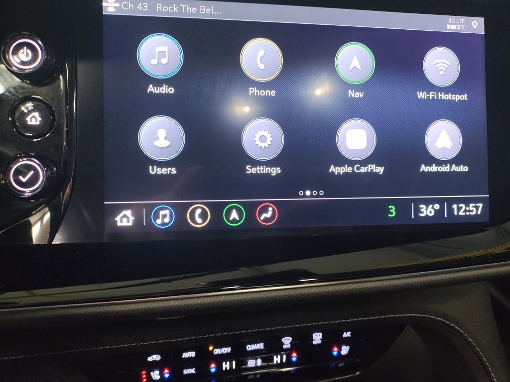 Used 2021 Buick Envision Avenir image 29