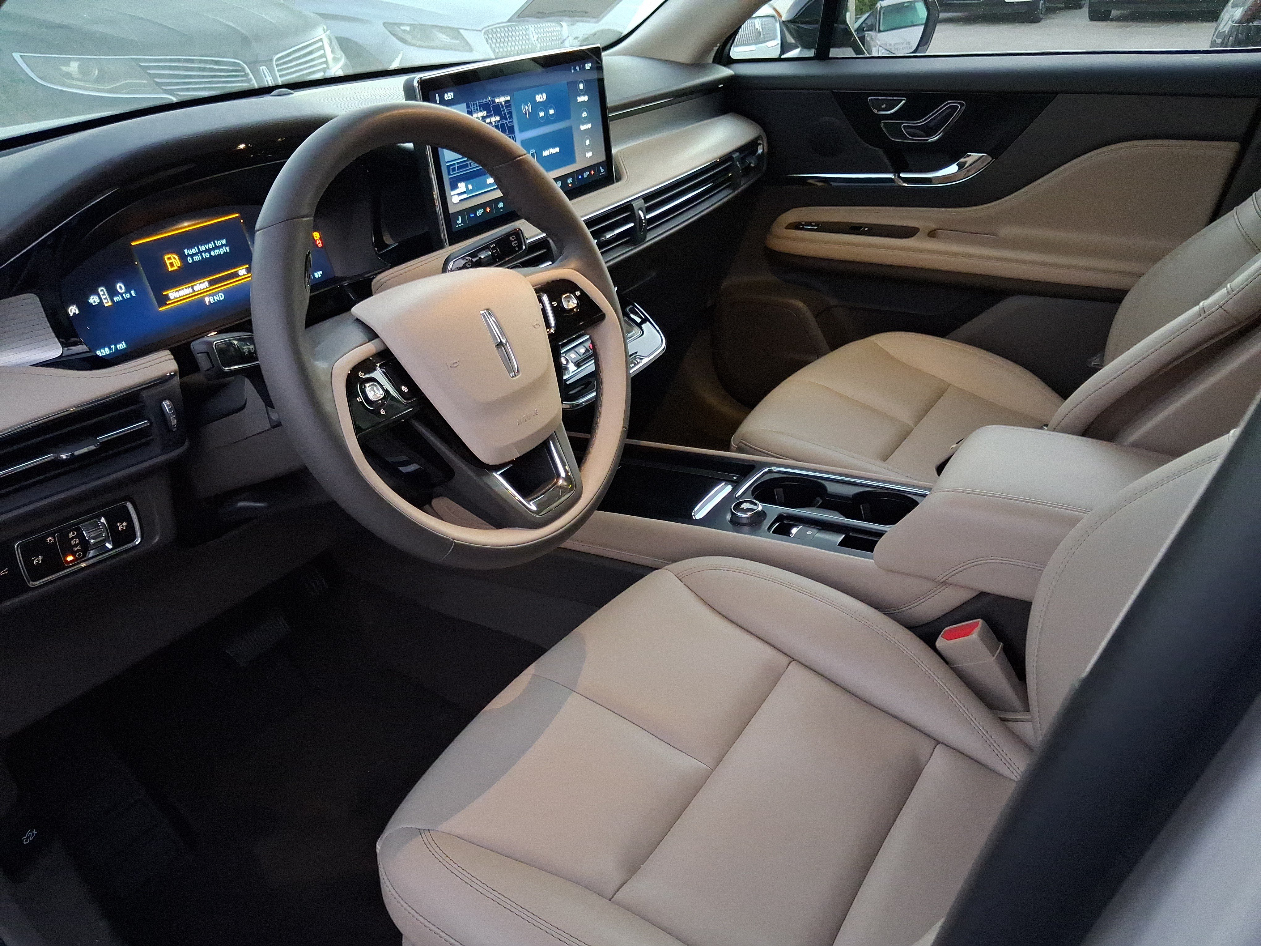 Certified 2024 Lincoln Corsair FWD image 11